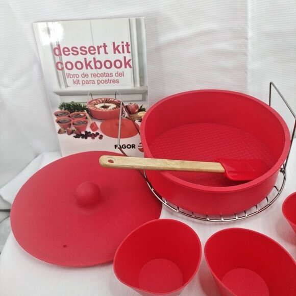 9 PC. Dessert Kit Silicone With Book M - Picture 7 of 10
